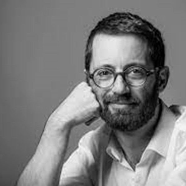 Nuno Camarneiro Nuno Camarneiro